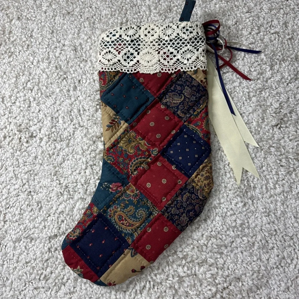 VINTAGE Quilt Lace CHRISTMAS STOCKING Hand Stitched Cottagecore‎